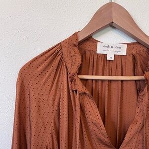 NWT Cloth and Stone Peasant Blouse in Amber Size M